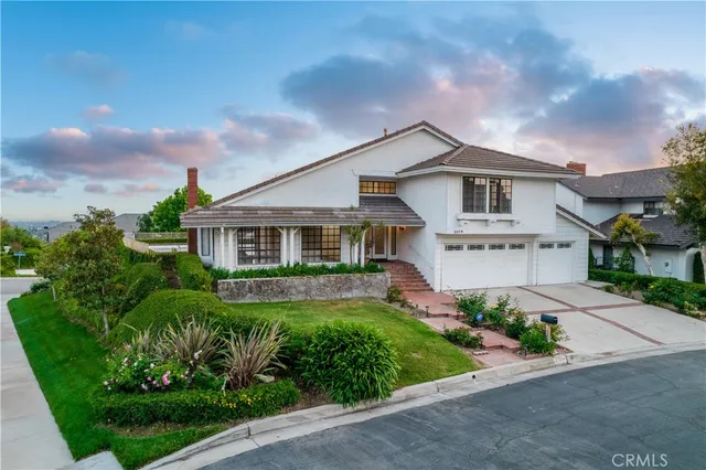 $2,100,000 | 2326 North Rockridge Circle, Orange, CA 92867