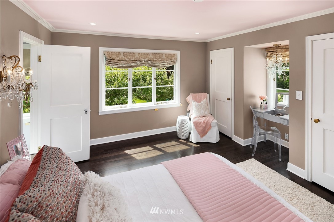 13535 Northshire Road Northwest Seattle, WA 98177 - Photo 11 of 25