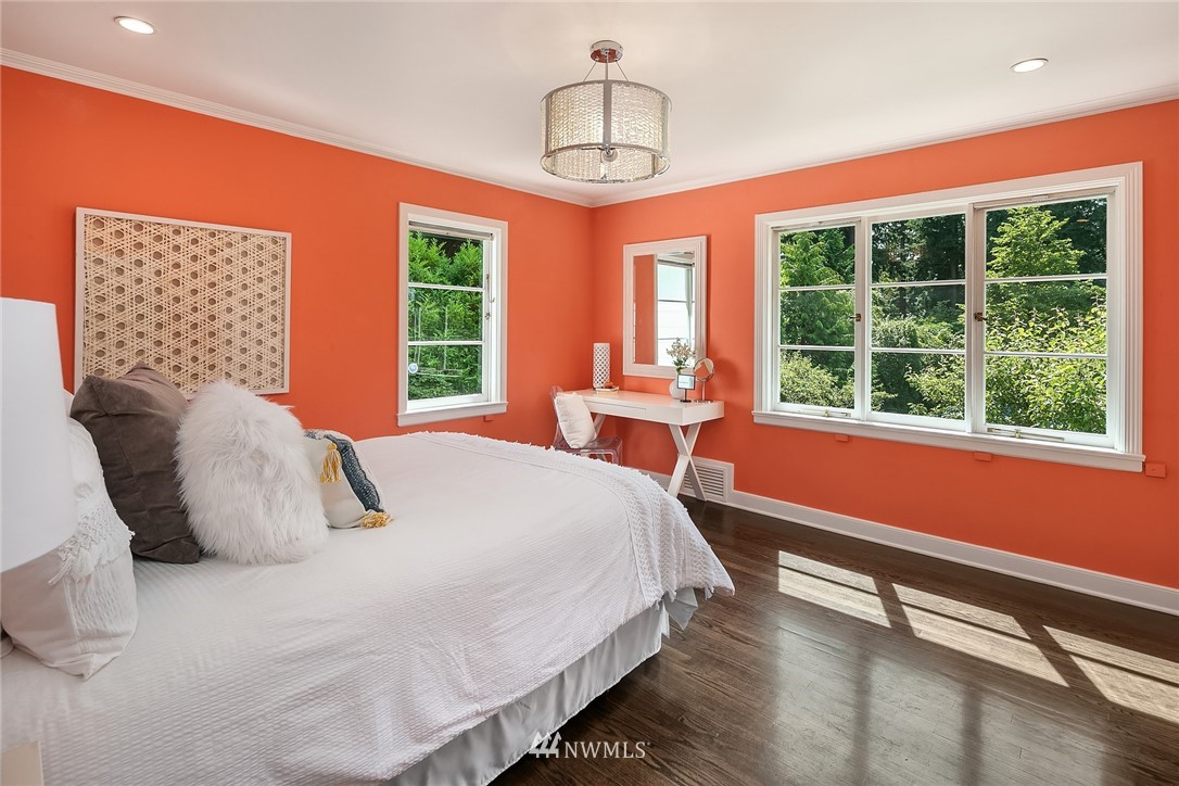 13535 Northshire Road Northwest Seattle, WA 98177 - Photo 12 of 25