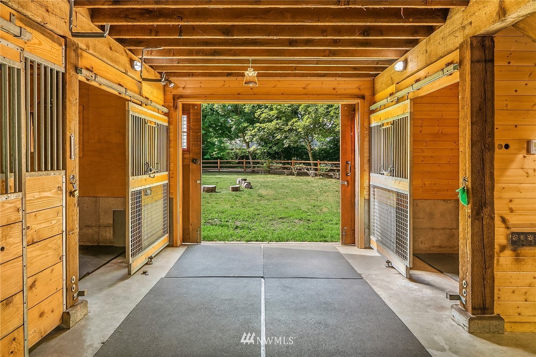 13535 Northshire Road Northwest Seattle, WA 98177 - Photo 14 of 25