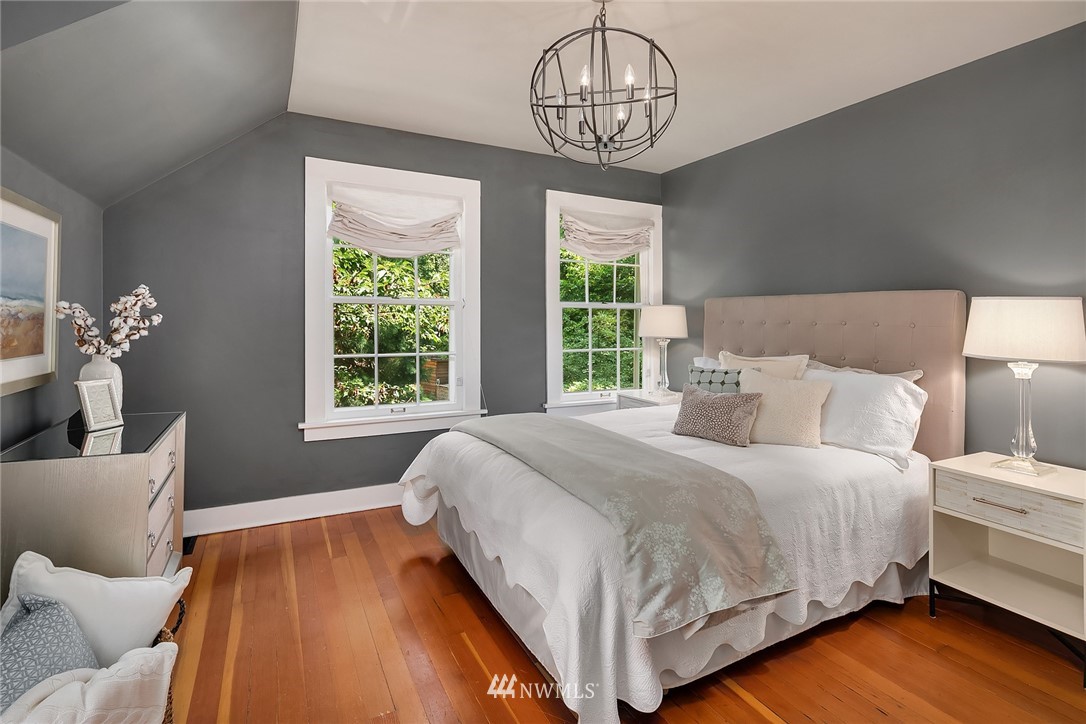 13535 Northshire Road Northwest Seattle, WA 98177 - Photo 10 of 25