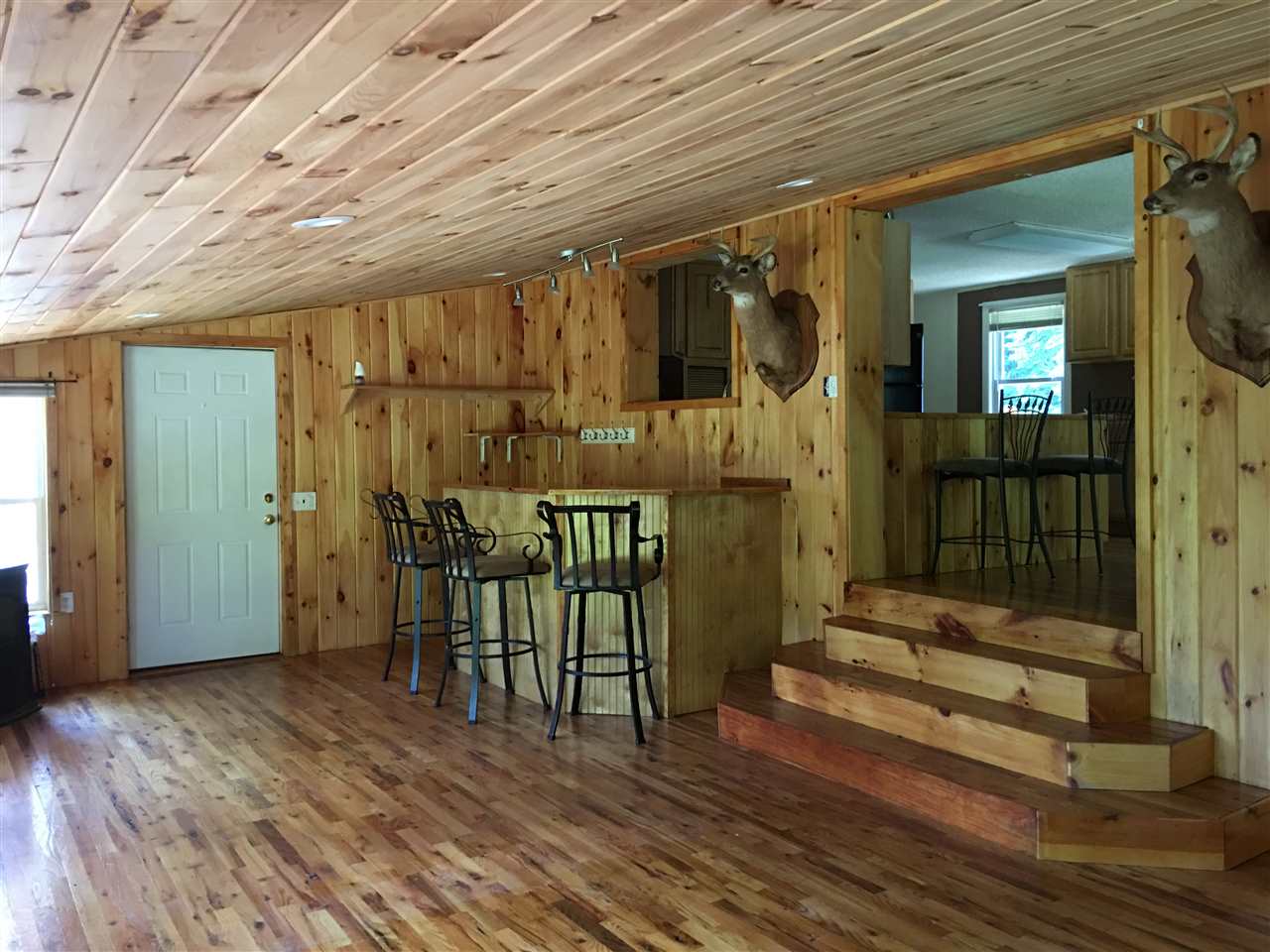 24 Autumn Road Hillsborough, NH 03244 - Photo 8 of 9