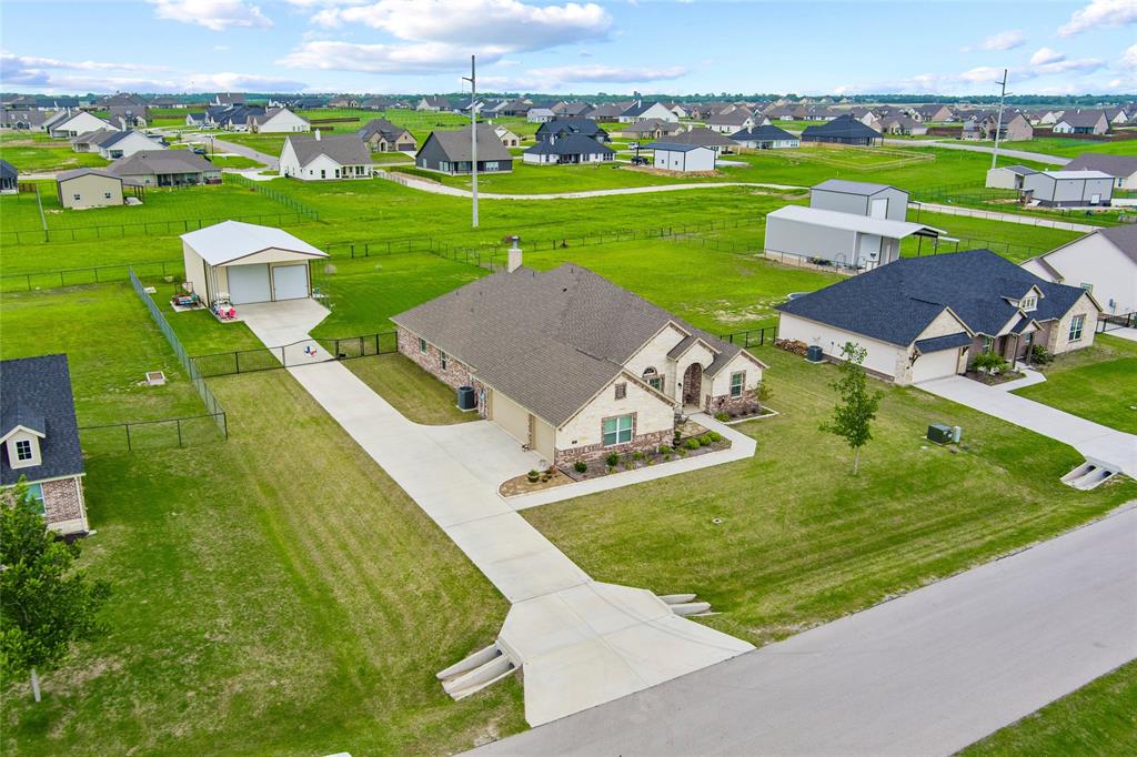 130 Prairie Meadows Rhome, TX 76078 - Photo 5 of 31