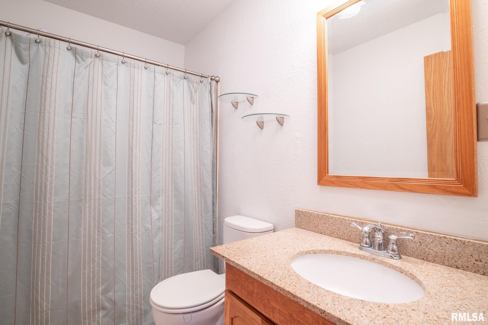 10305 West Timber Road Mapleton, IL 61547 - Photo 8 of 47