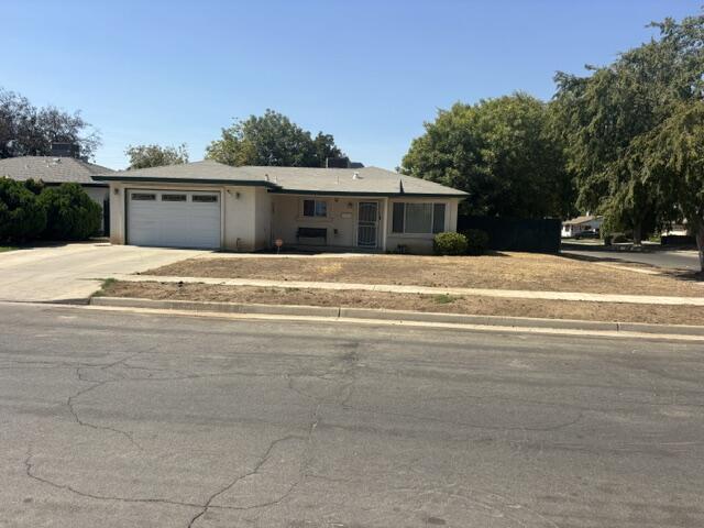 3955 North Ricewood Avenue Fresno, CA 93705 - Photo 3 of 17 IMG_2674