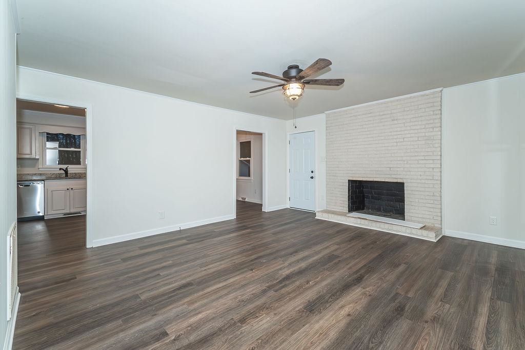 1466 Inman Road Wellford, SC 29385 - Photo 11 of 26