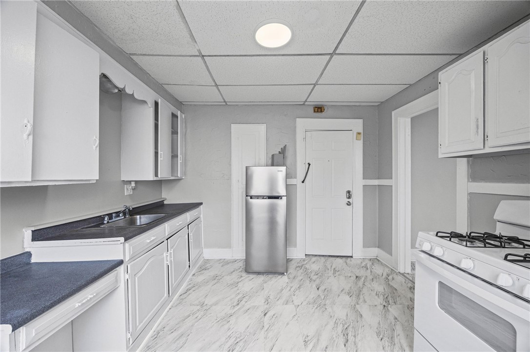 288 Driving Park Avenue Rochester, NY 14613 - Photo 5 of 22