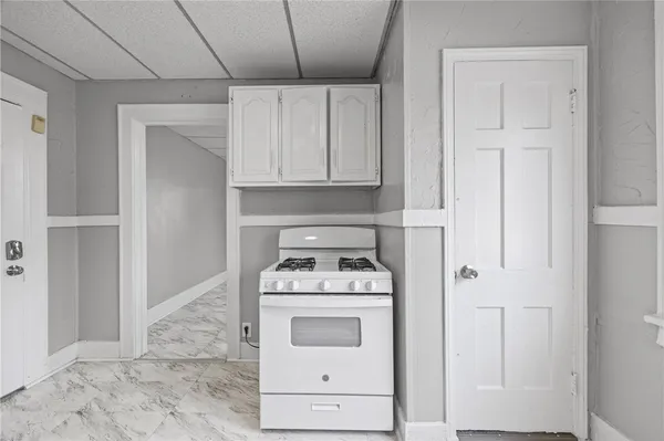 $750 | 288 Driving Park Avenue, Rochester, NY 14613