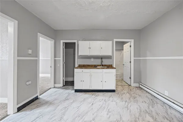 $750 | 288 Driving Park Avenue, Rochester, NY 14613