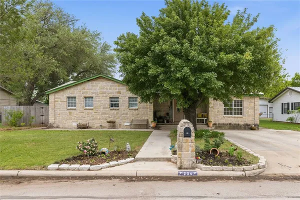 $315,000 | 204 Sunnydale Drive, Early, TX 76802
