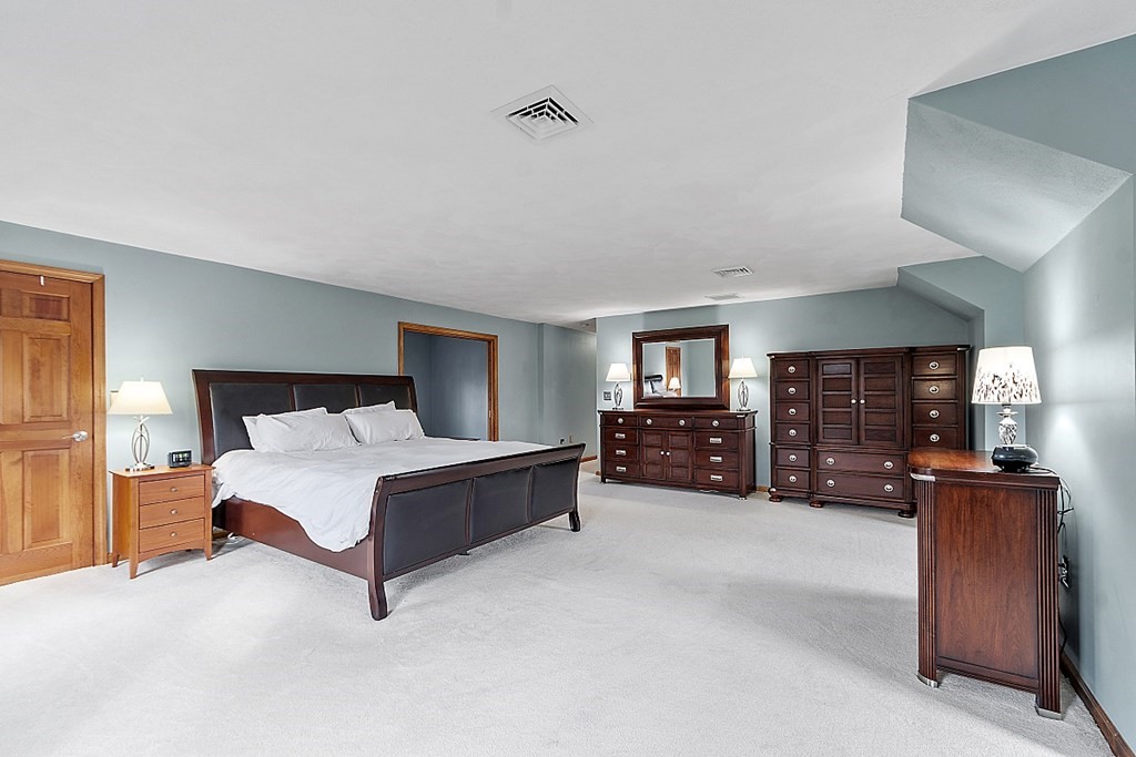 62 Higley Road Ashland, MA 01721 - Photo 21 of 41