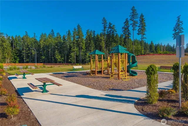 $649,990 | 3952 McCormick Vlg Drive, Bremerton, WA 98312