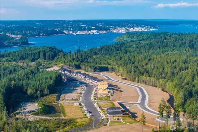 $649,990 | 3952 McCormick Vlg Drive, Bremerton, WA 98312