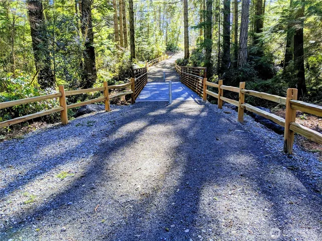 $649,990 | 3952 McCormick Vlg Drive, Bremerton, WA 98312