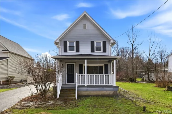$224,900 | 6373 Center Street, Hamburg, NY 14085