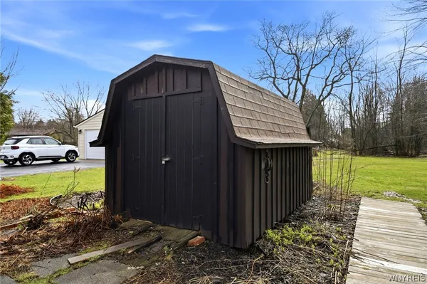 $224,900 | 6373 Center Street, Hamburg, NY 14085