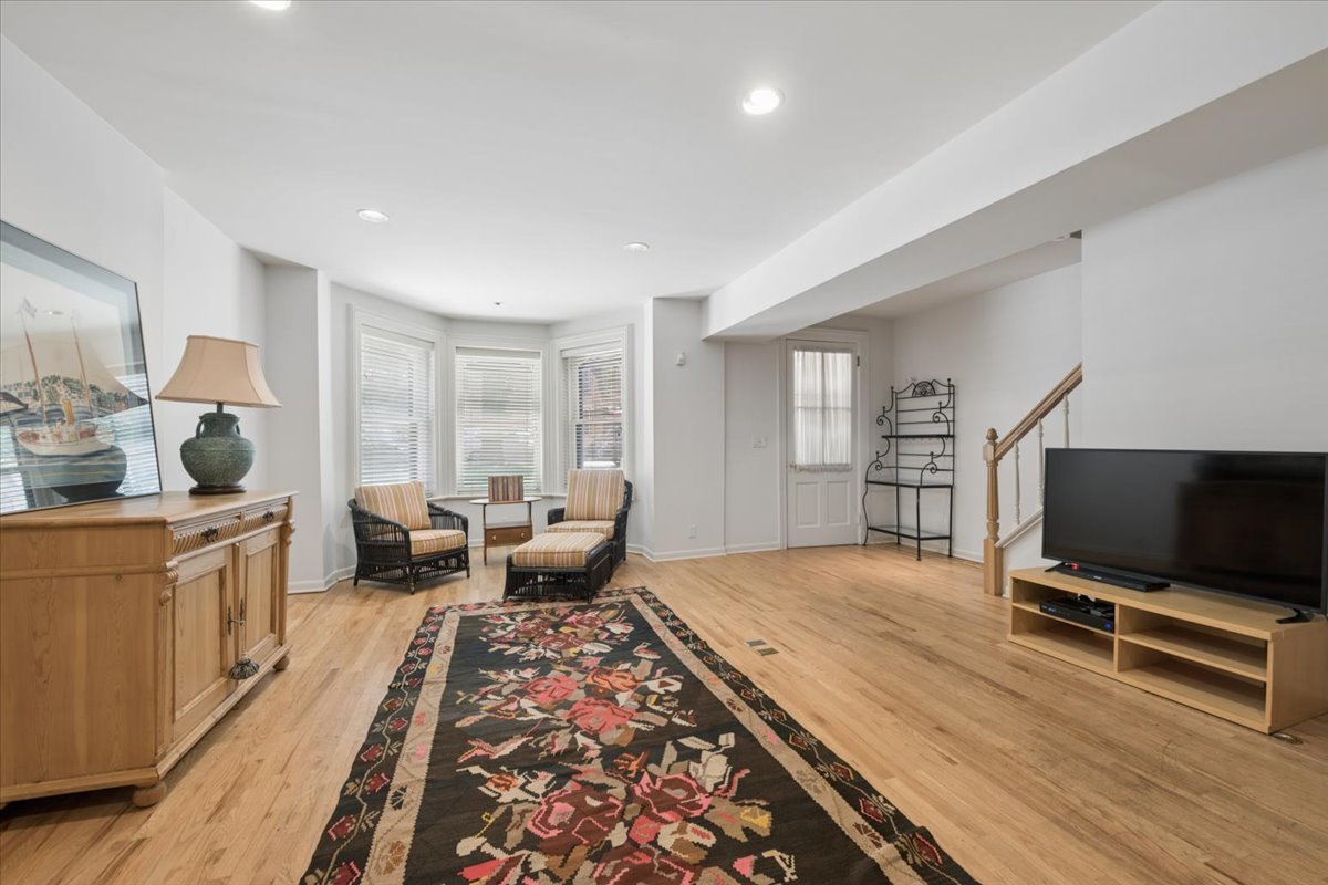 818 South Bishop Street Chicago, IL 60607 - Photo 22 of 27