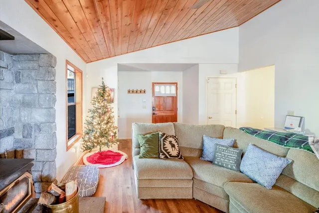 $479,000 | 22324 Twain Harte Drive, Twain Harte, CA 95383