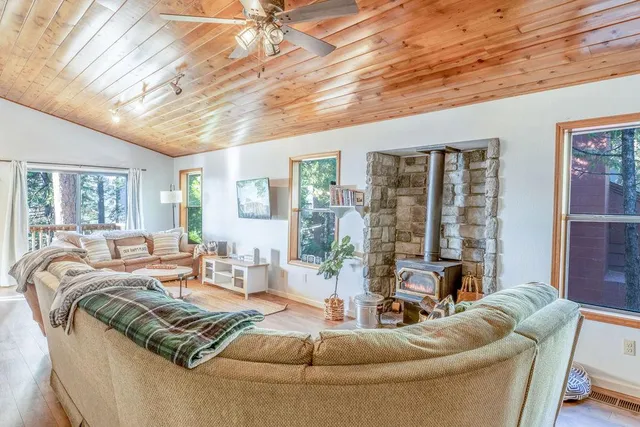 $479,000 | 22324 Twain Harte Drive, Twain Harte, CA 95383