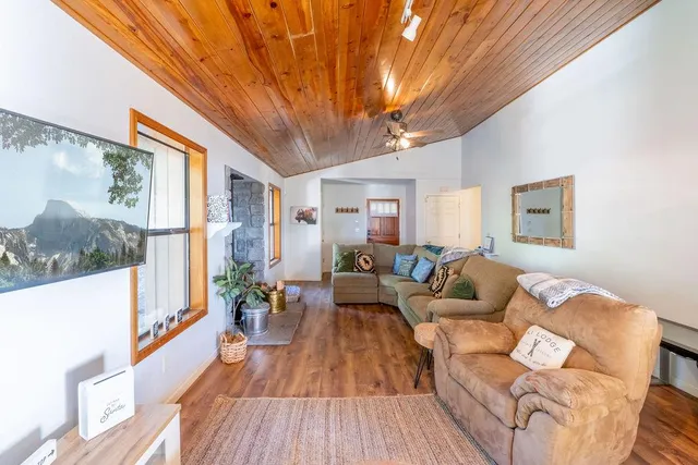 $479,000 | 22324 Twain Harte Drive, Twain Harte, CA 95383