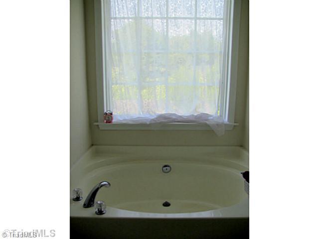 1736 Spring Path Trail Clemmons, NC 27012 - Photo 13 of 16 Master Bath/Spa.