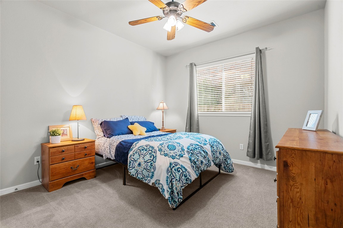 1302 Ridgefield Loop Round Rock, TX 78665 - Photo 26 of 36