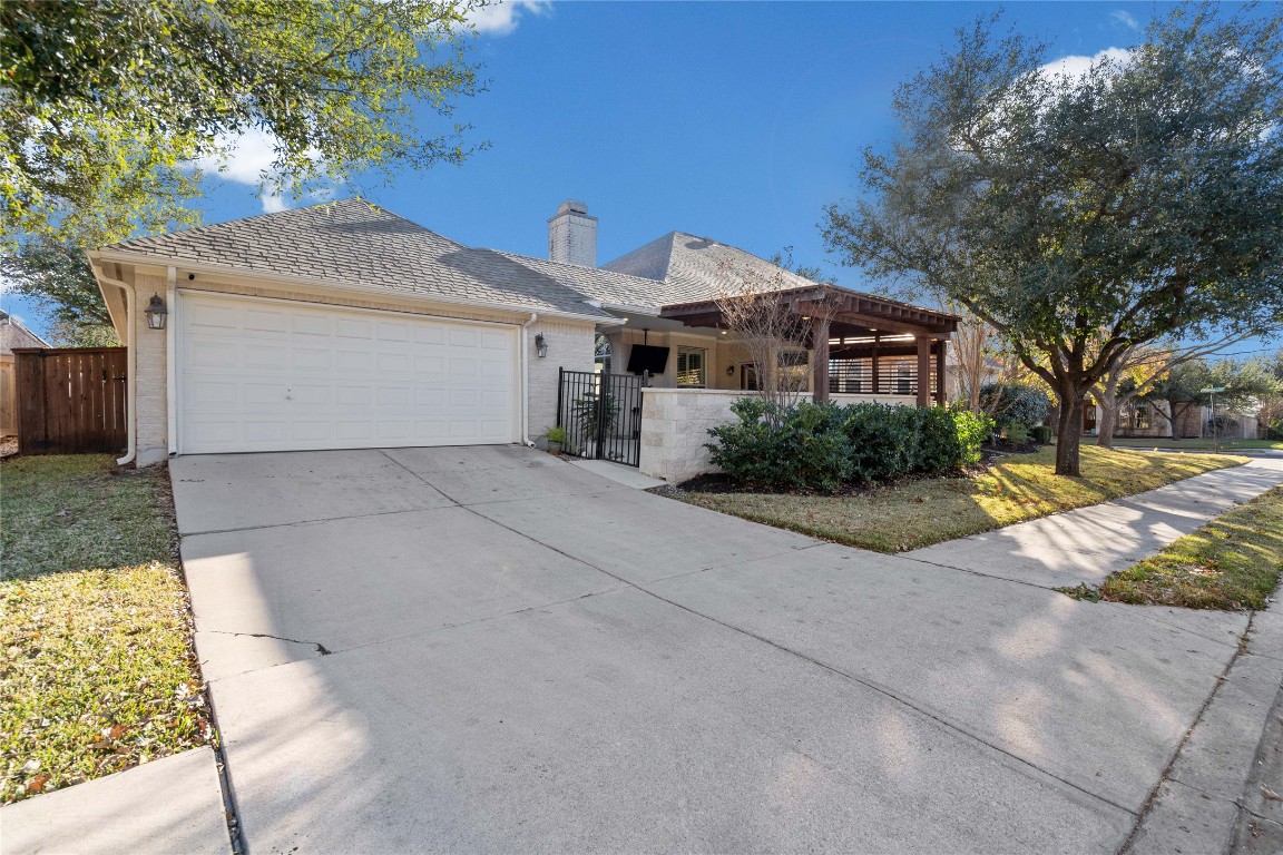 1302 Ridgefield Loop Round Rock, TX 78665 - Photo 32 of 36