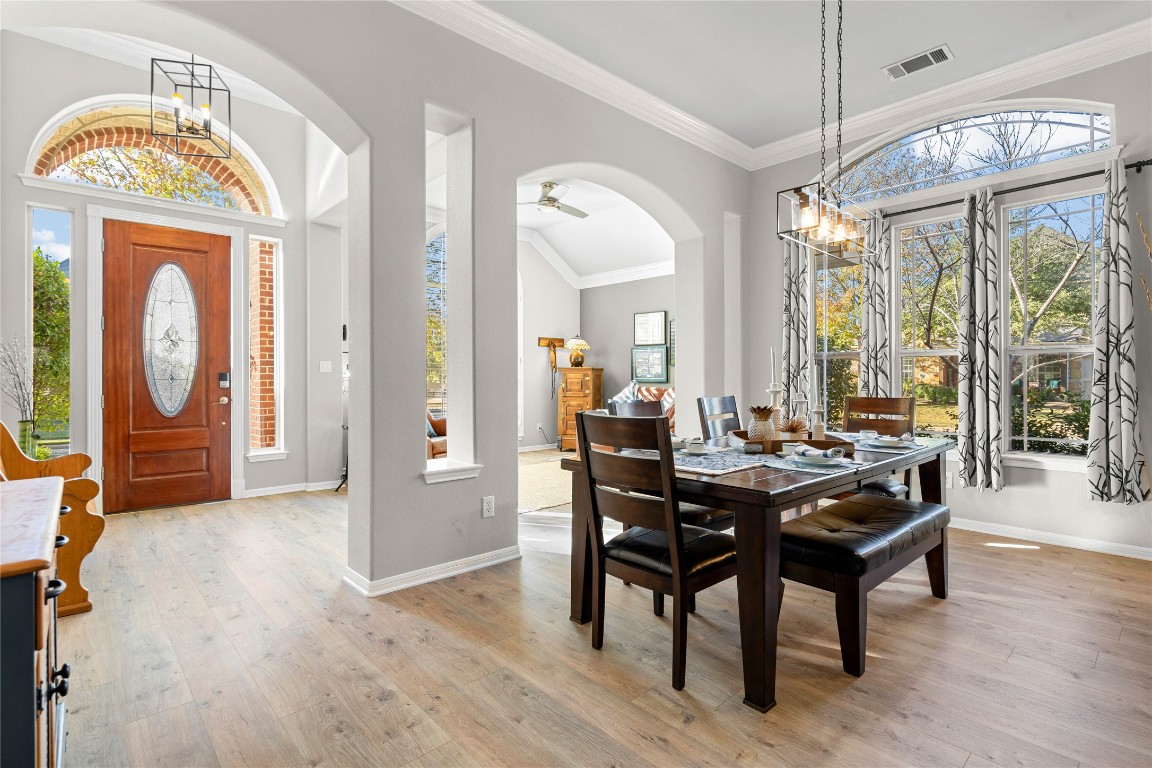 1302 Ridgefield Loop Round Rock, TX 78665 - Photo 9 of 36