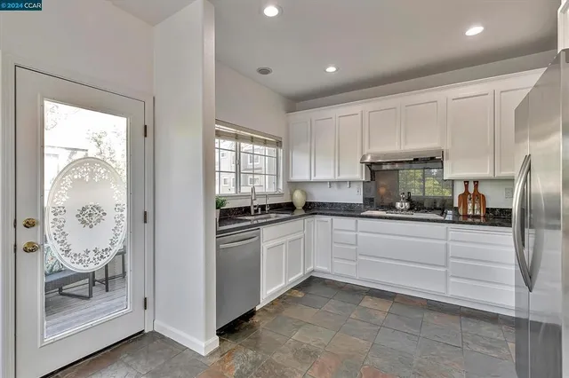 $4,000 | 618 Palomino Drive, Pleasanton, CA 94566