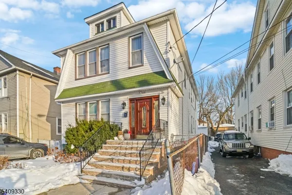 $2,200 | 168 Carolina Avenue, Irvington, NJ 07111