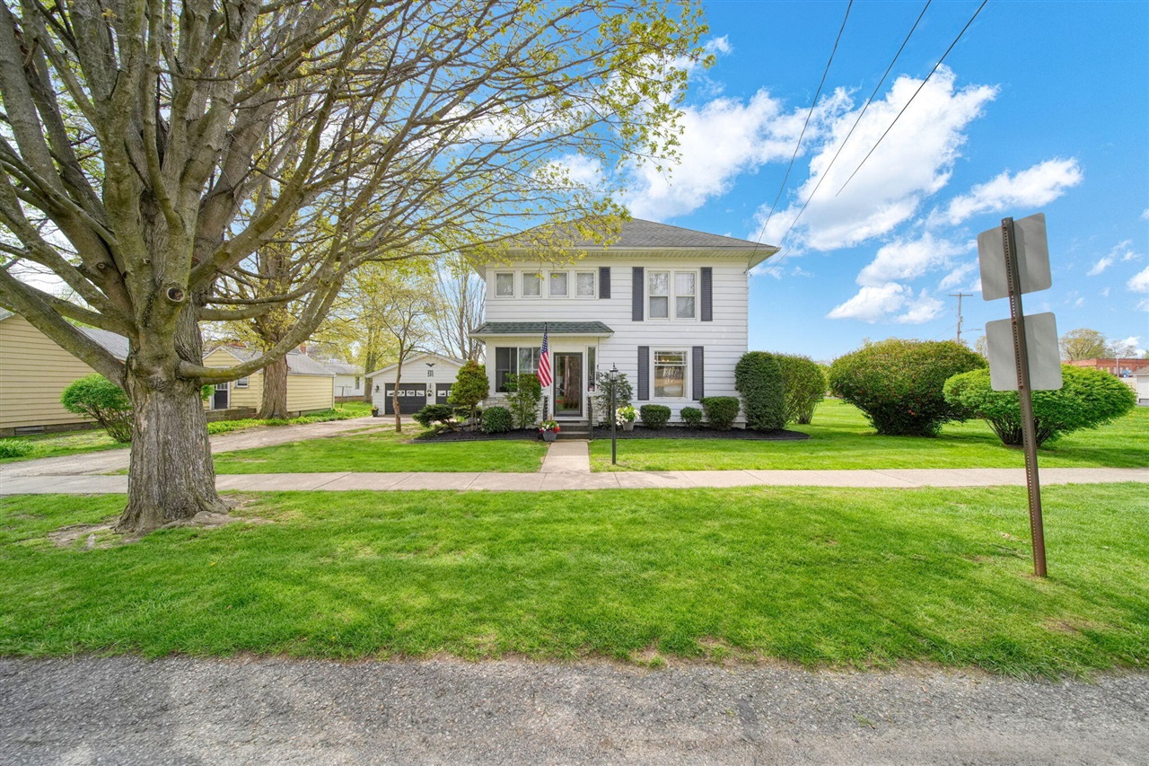 220 Grand Street Springport, MI 49284 - Photo 6 of 47