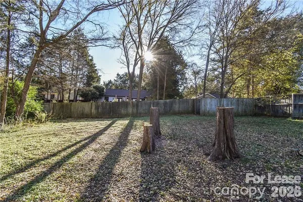 $2,200 | 10216 Camelback Circle, Charlotte, NC 28226