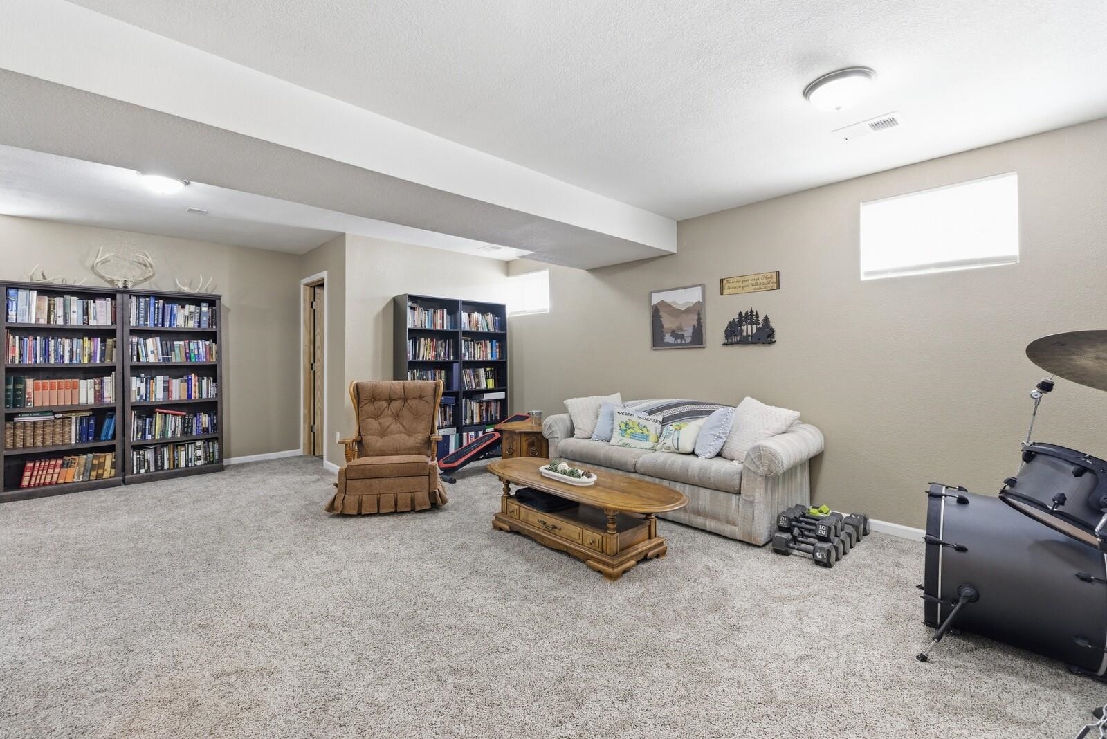 2230 River Meadows Road Casper, WY 82604 - Photo 19 of 30