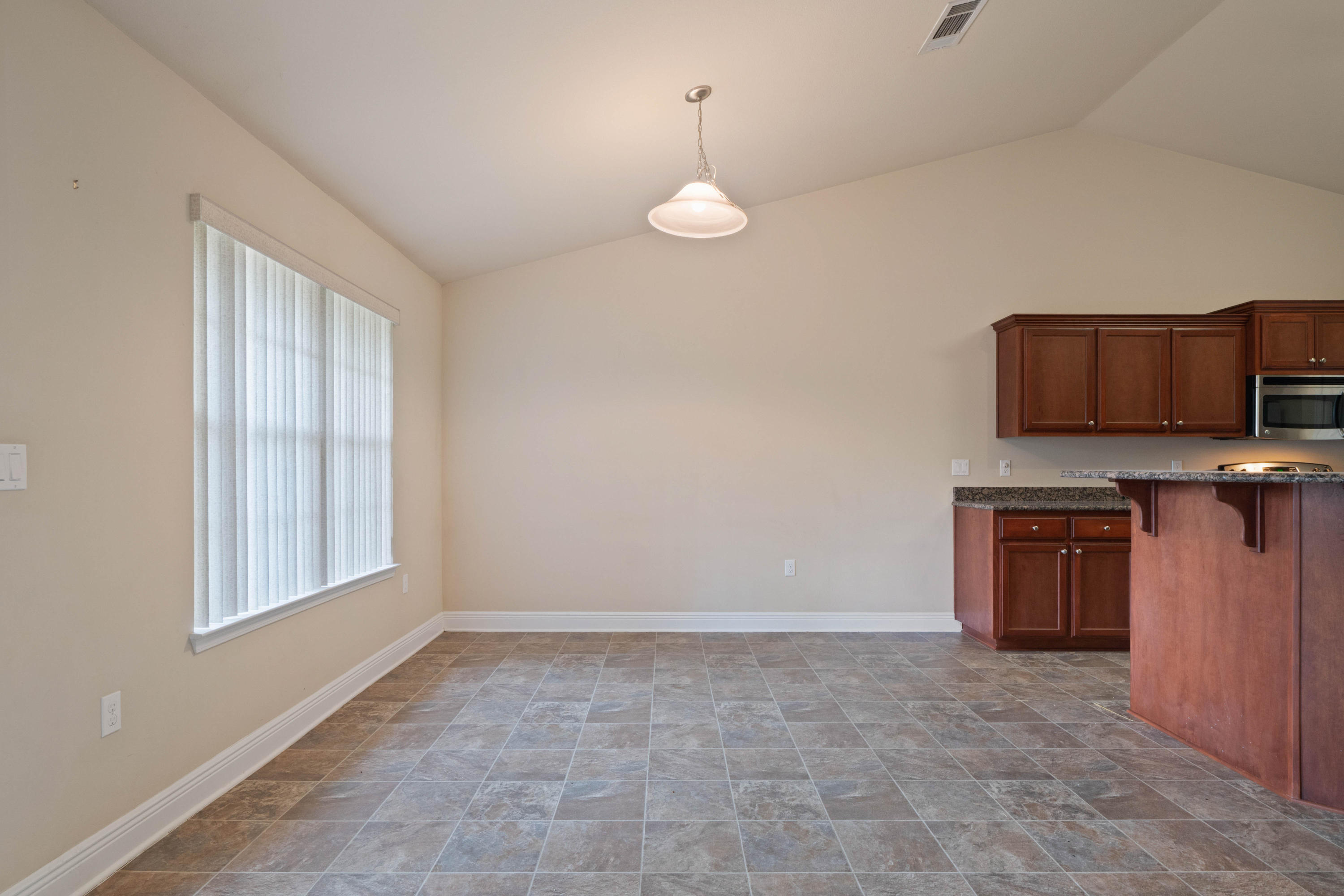 224 Raptor Drive Crestview, FL 32536 - Photo 14 of 29 Gallery Image 14