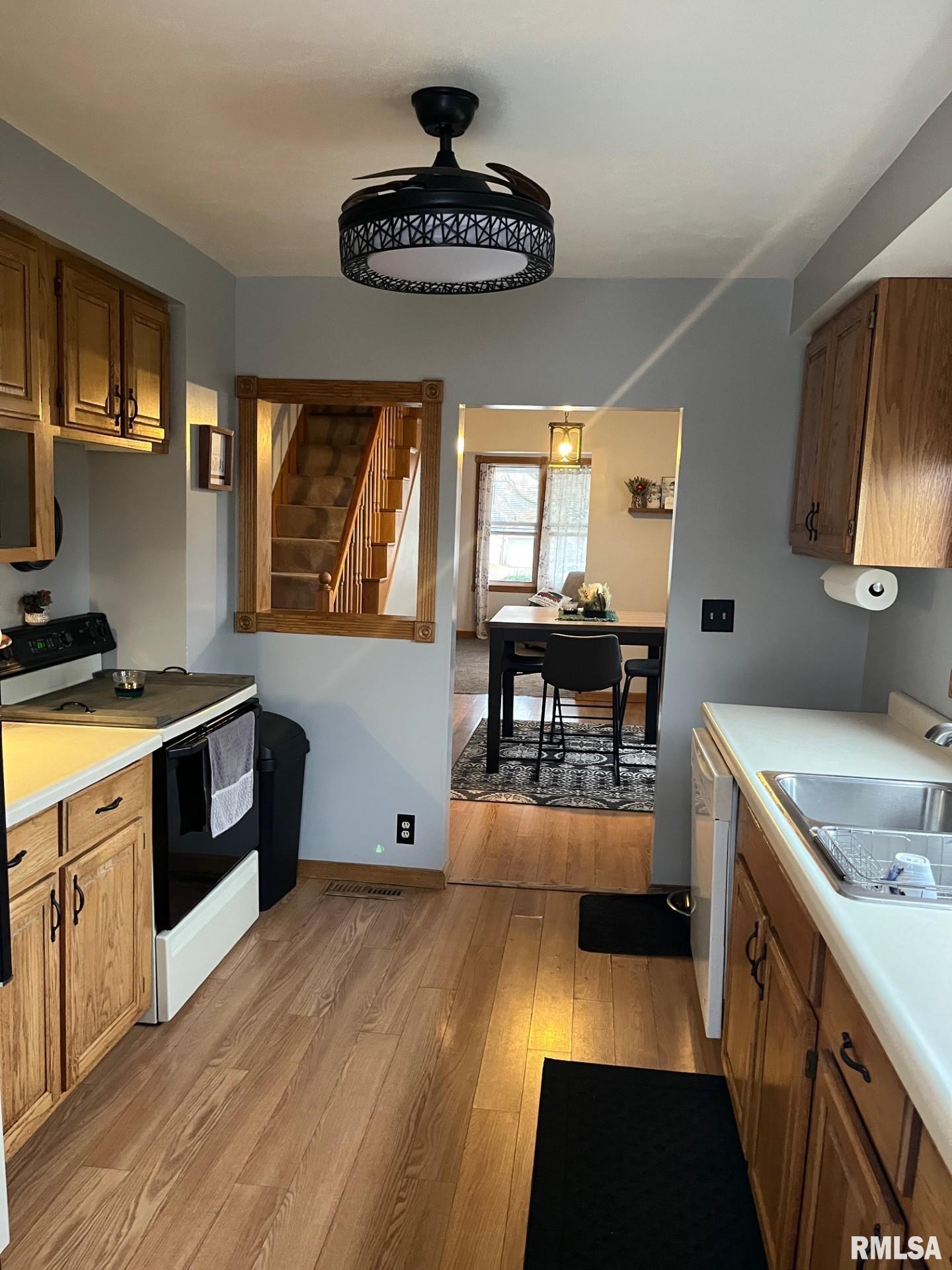 249 Dwight Street Kewanee, IL 61443 - Photo 9 of 24