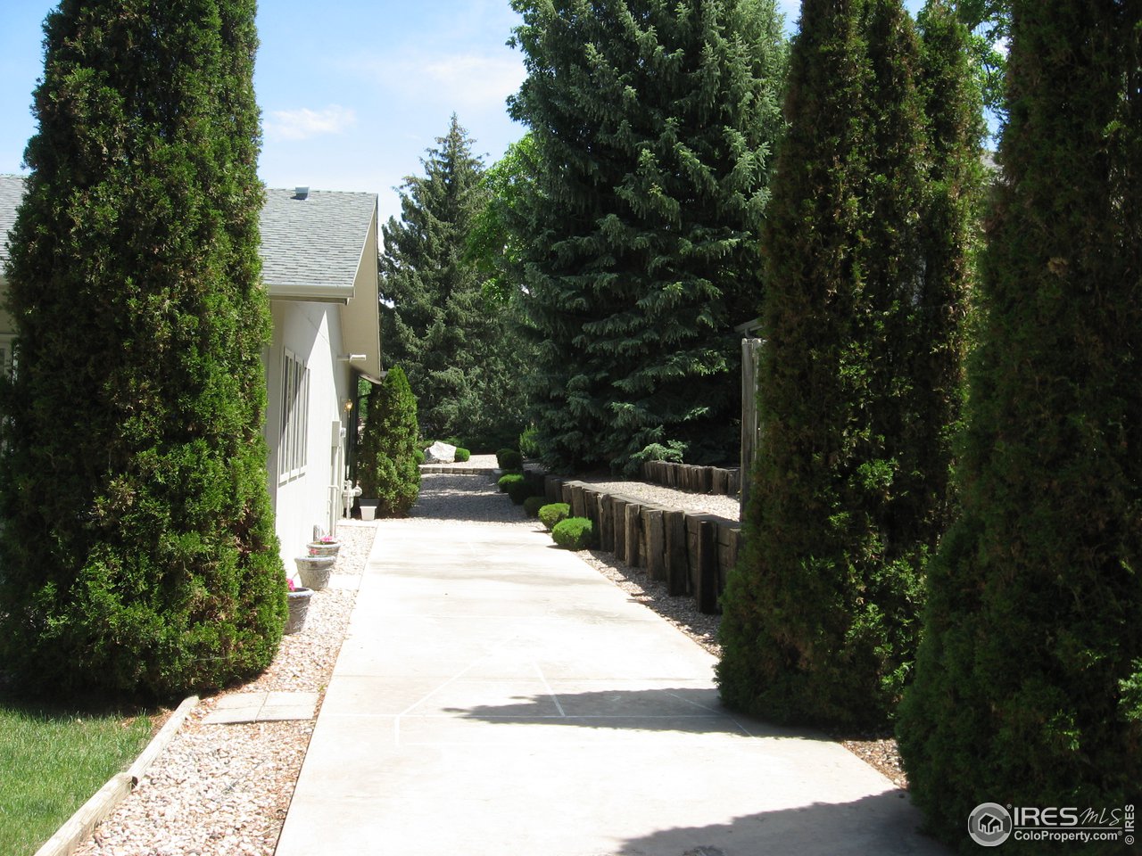2512 Hawthorne Road Fort Collins, CO 80524 - Photo 24 of 31 West side yard