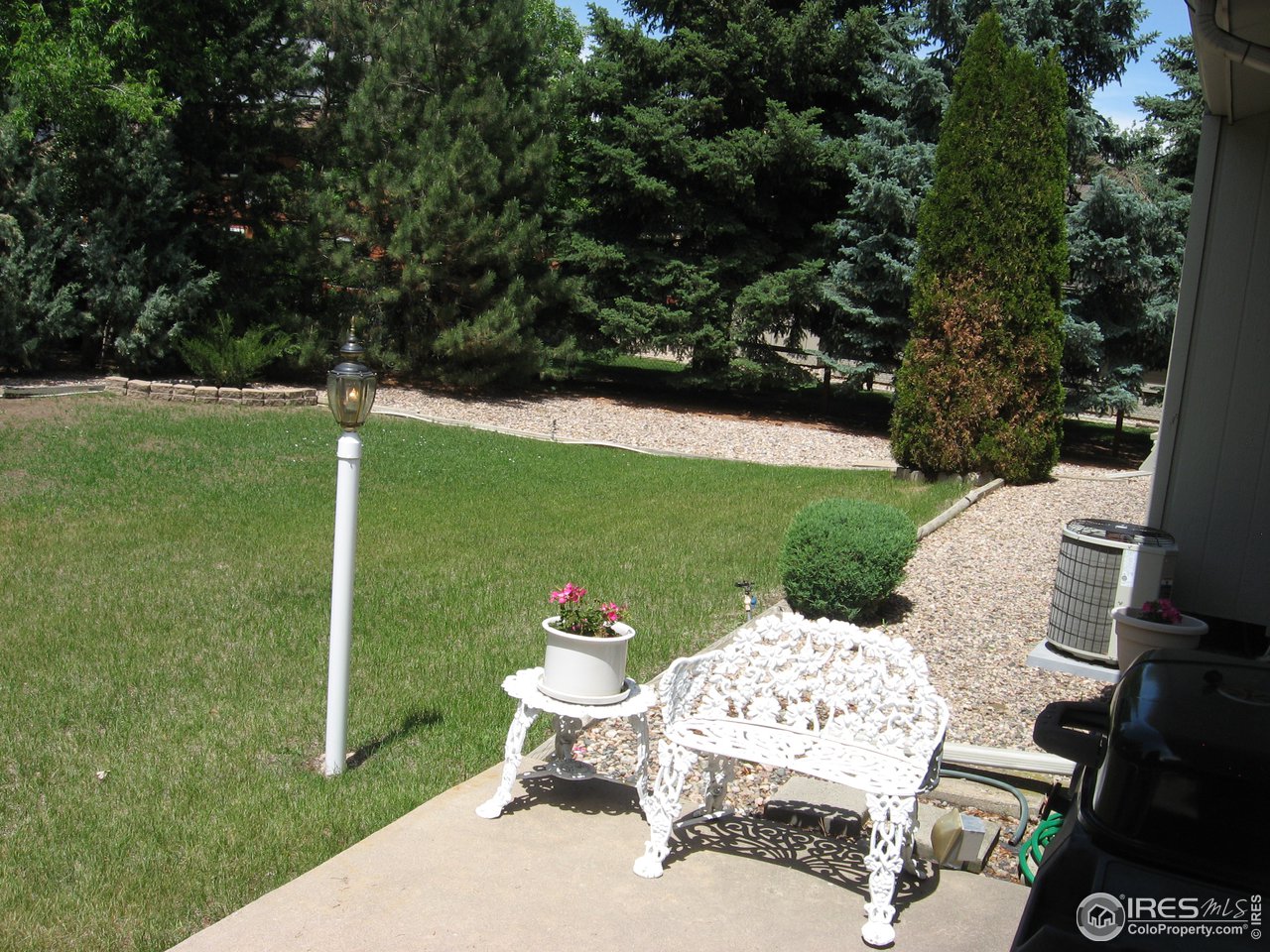 2512 Hawthorne Road Fort Collins, CO 80524 - Photo 25 of 31 Patio area in backyard