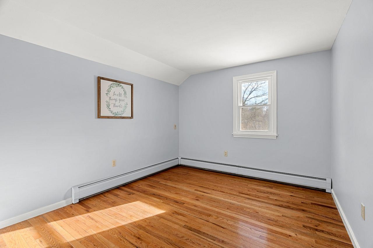 24 Beechwood Road Hudson, NH 03051 - Photo 36 of 58