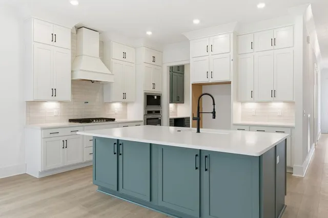 $1,249,990 | 3989 Kathie Drive, Thompson's Station, TN 37179