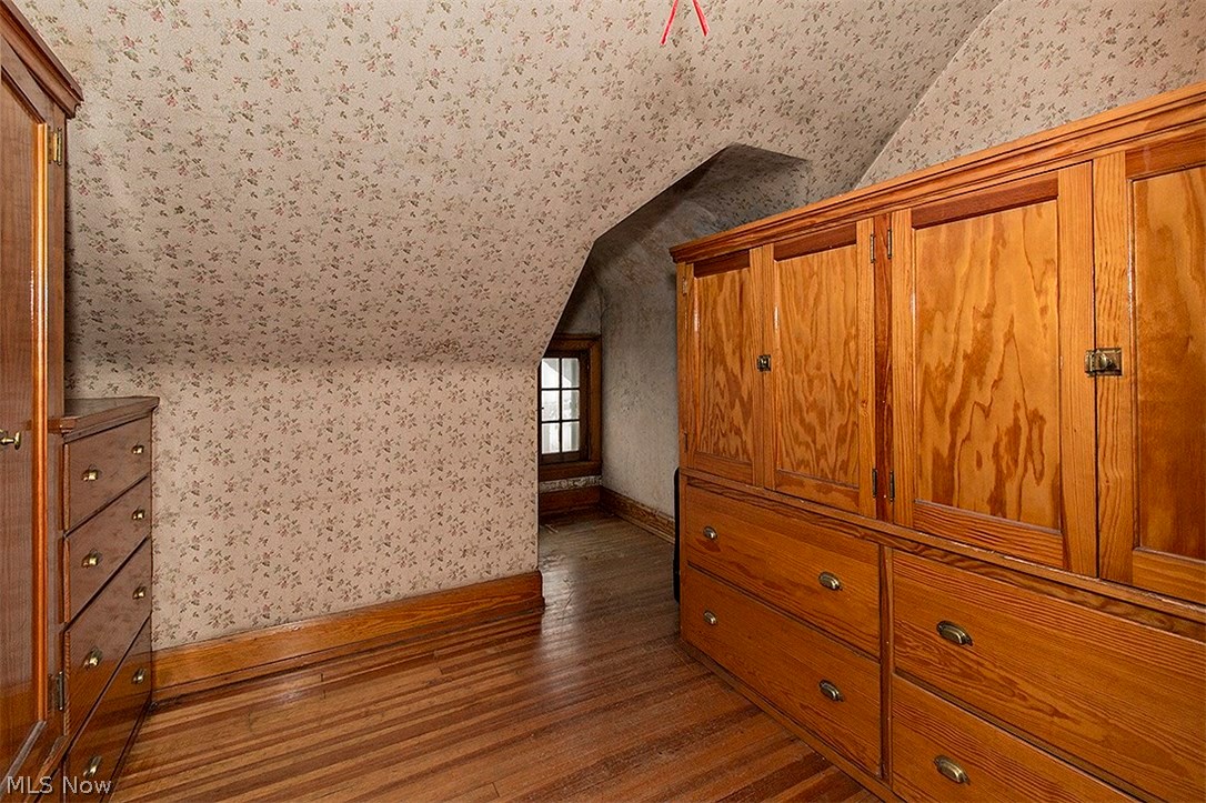 2251 Coventry Road Cleveland Heights, OH 44118 - Photo 33 of 35