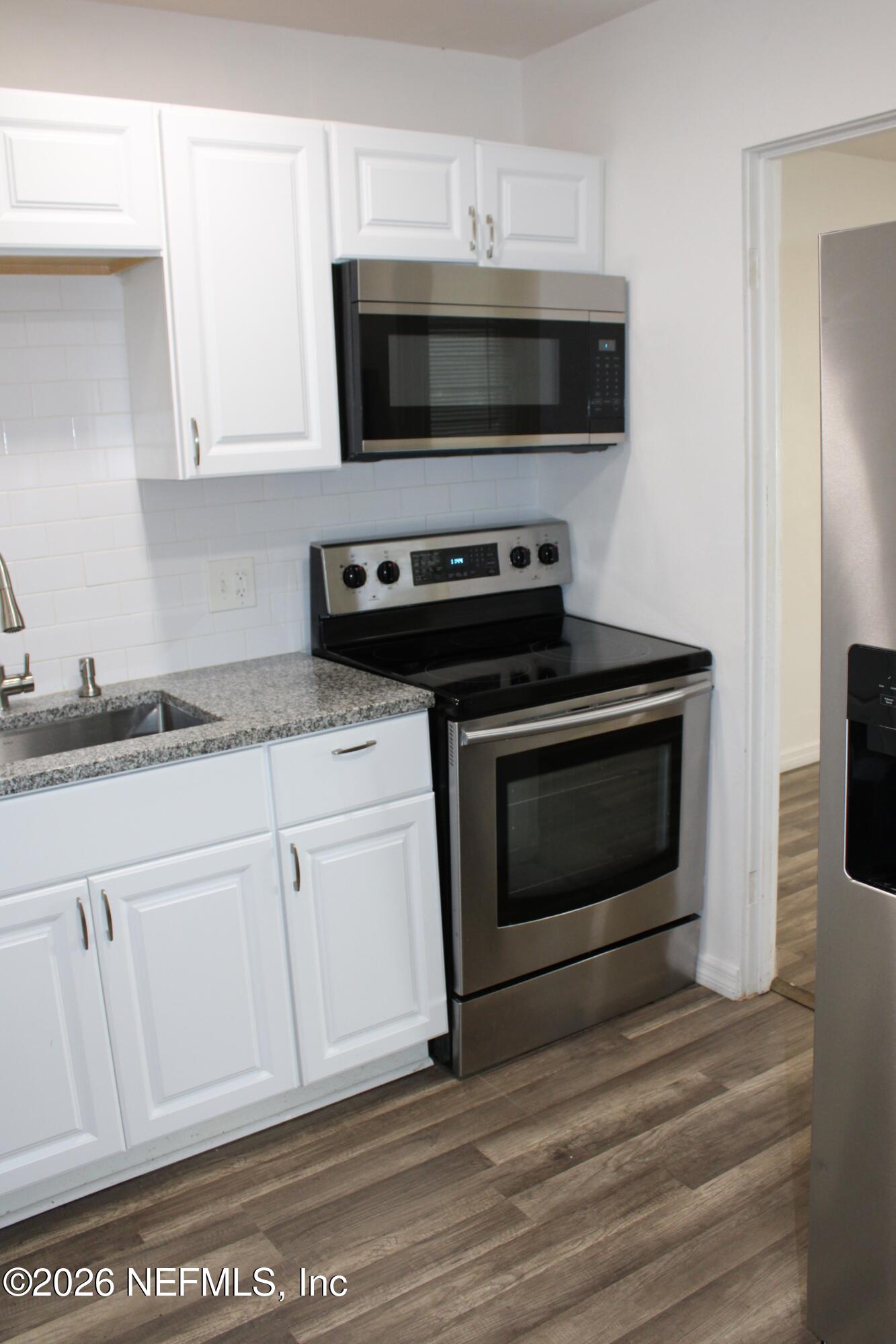 3661 Cascade Road Jacksonville, FL 32207 - Photo 5 of 19 IMG_0578