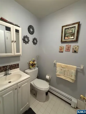 $285,000 | 26 Wyker Road, Unit 2207, Franklin, NJ 07416