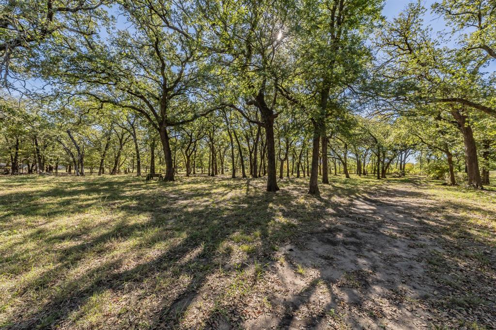2865 West J E Woody Road Springtown, TX 76082 - Photo 32 of 33