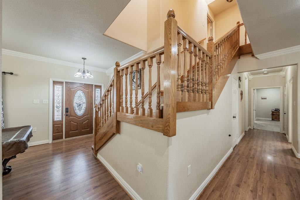 2865 West J E Woody Road Springtown, TX 76082 - Photo 6 of 33