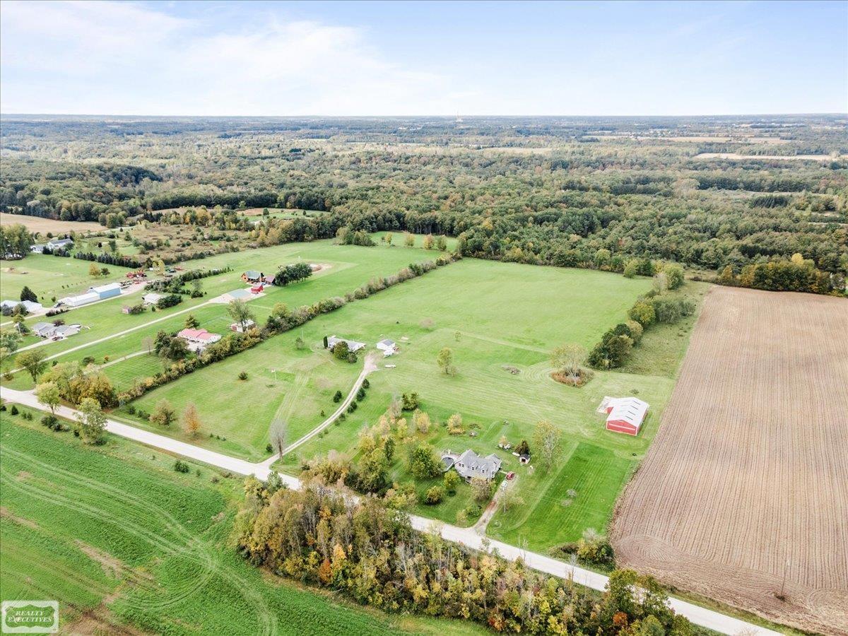 8143 Gibbons Road Jeddo, MI 48032 - Photo 18 of 50 50124636-18.JPG