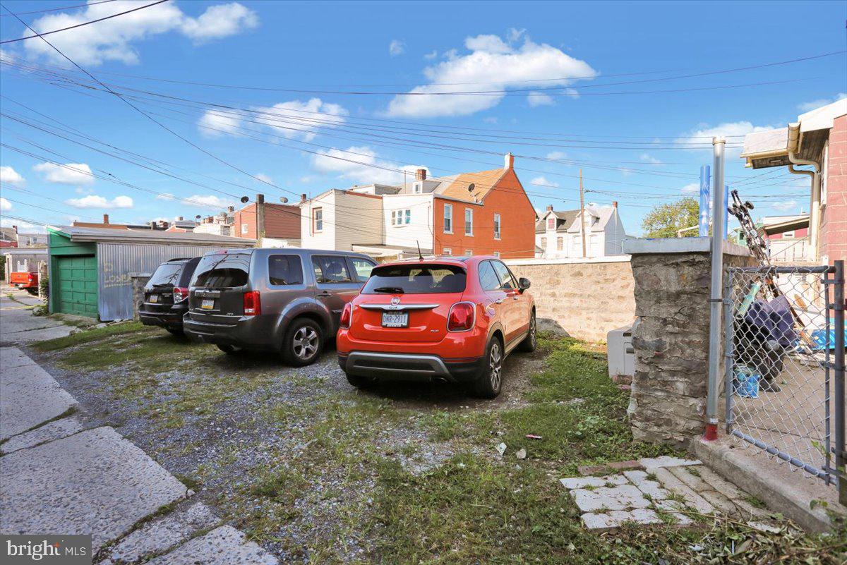 1060 Pike Street Reading, PA 19604 - Photo 21 of 24