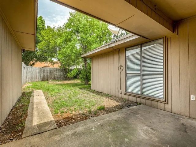 $2,200 | 7701 Salzburg Drive, Rowlett, TX 75089