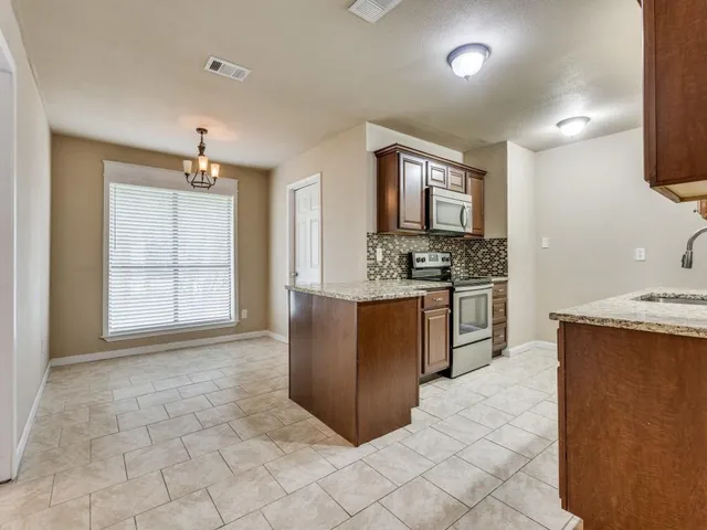 $2,200 | 7701 Salzburg Drive, Rowlett, TX 75089
