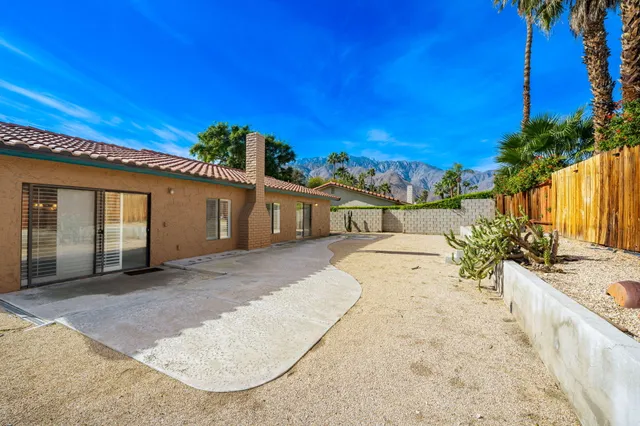 $565,000 | 1310 East Del Mar Way, Palm Springs, CA 92262