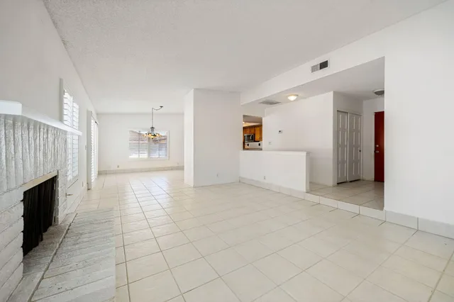 $565,000 | 1310 East Del Mar Way, Palm Springs, CA 92262